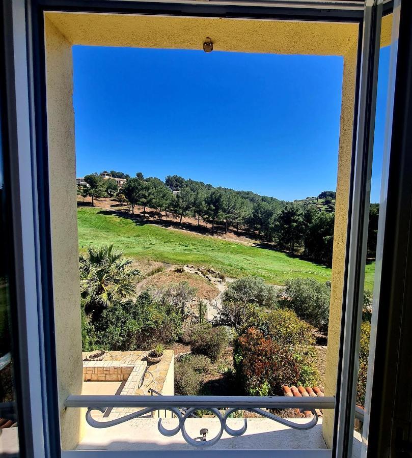 Villa Dans Cadre D'Exception - Golf, Piscine Et Tennis Prive Saint-Cyr-sur-Mer Kültér fotó