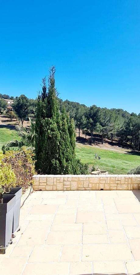 Villa Dans Cadre D'Exception - Golf, Piscine Et Tennis Prive Saint-Cyr-sur-Mer Kültér fotó