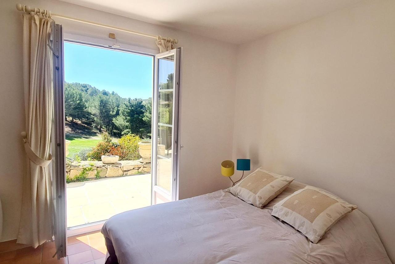 Villa Dans Cadre D'Exception - Golf, Piscine Et Tennis Prive Saint-Cyr-sur-Mer Kültér fotó