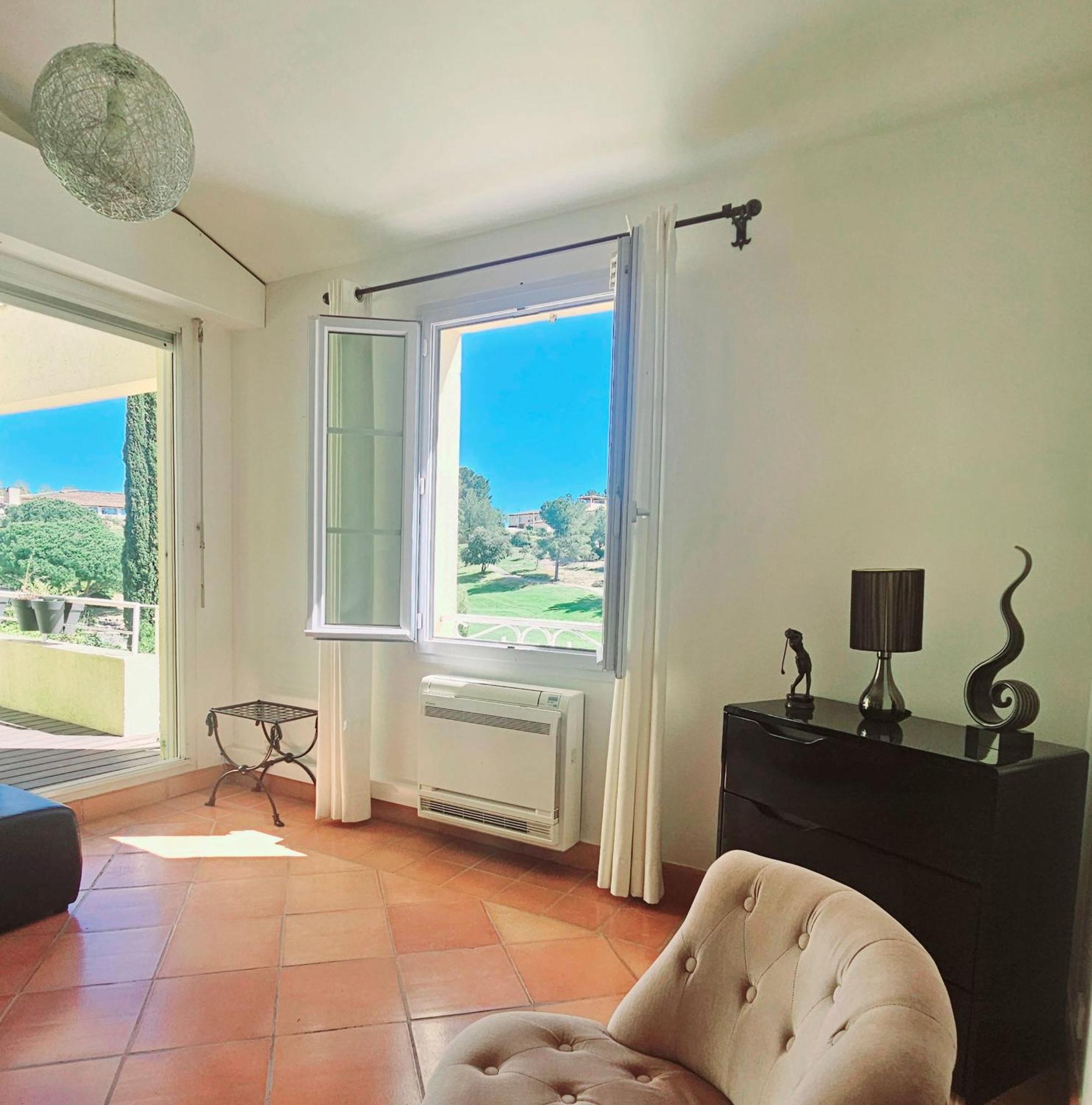 Villa Dans Cadre D'Exception - Golf, Piscine Et Tennis Prive Saint-Cyr-sur-Mer Kültér fotó