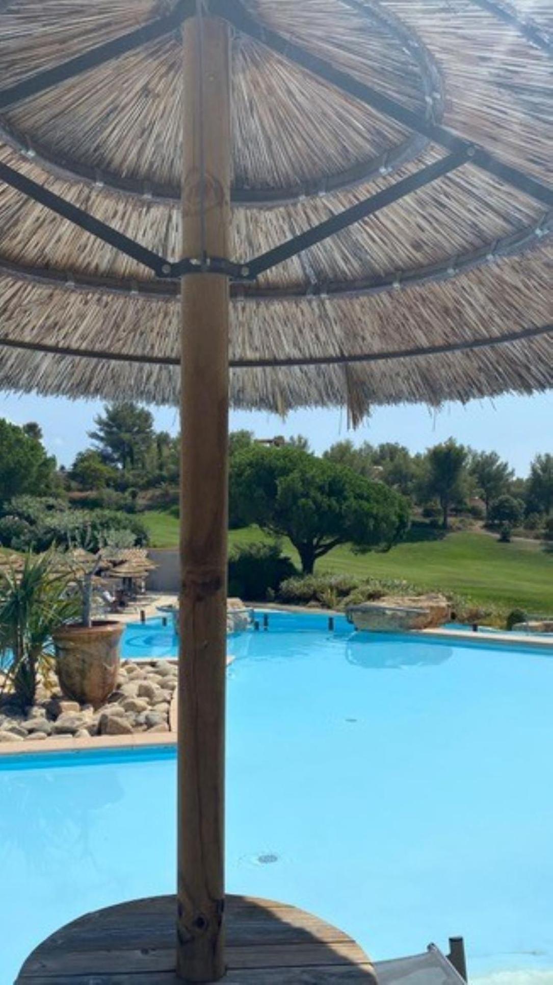 Villa Dans Cadre D'Exception - Golf, Piscine Et Tennis Prive Saint-Cyr-sur-Mer Kültér fotó
